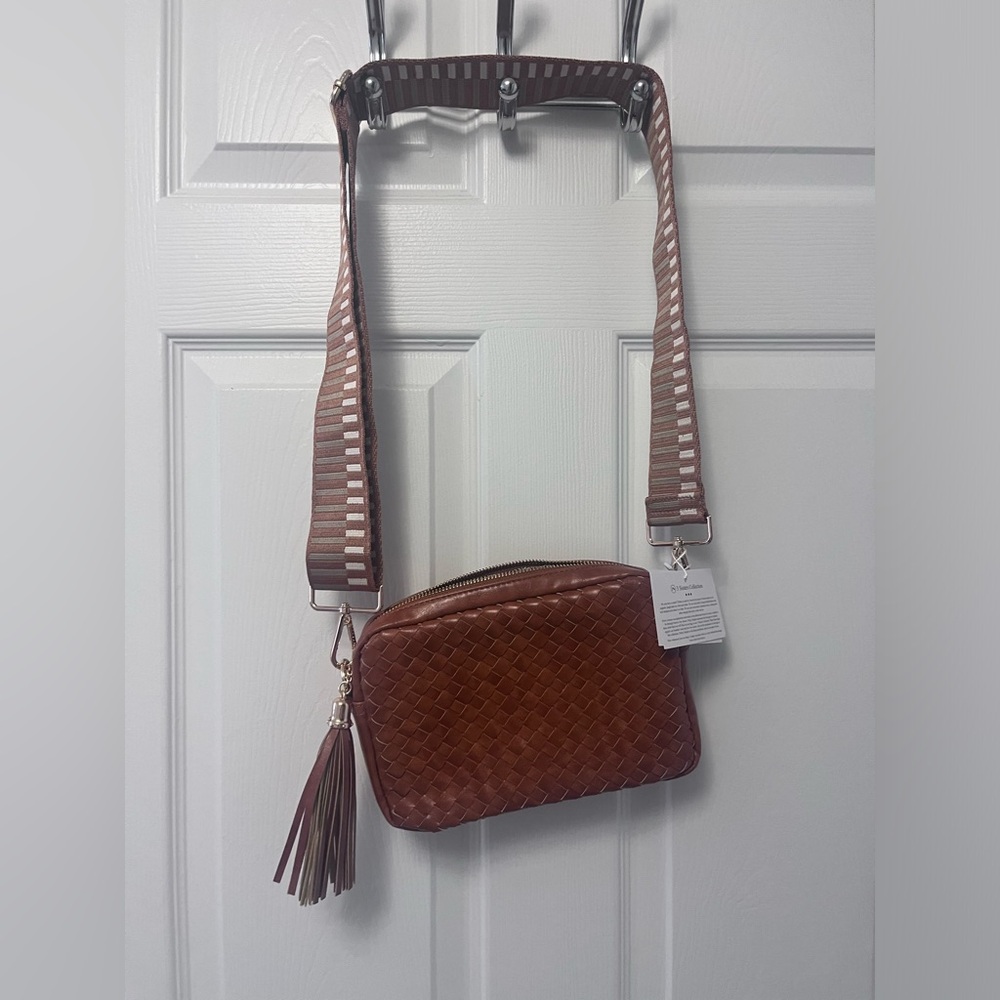 The Woven Willow Camera Crossbody Bag in Brown - Picture 4 of 11